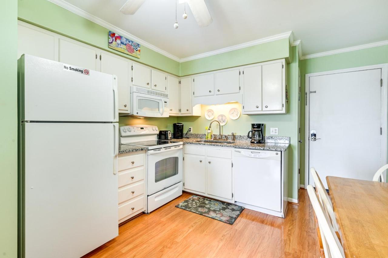 Coastal Murrells Inlet Condo With Balcony! Myrtle Beach Bagian luar foto